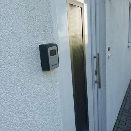 Business Apartment/Ferienwohnung  Ellenhausen Exterior foto